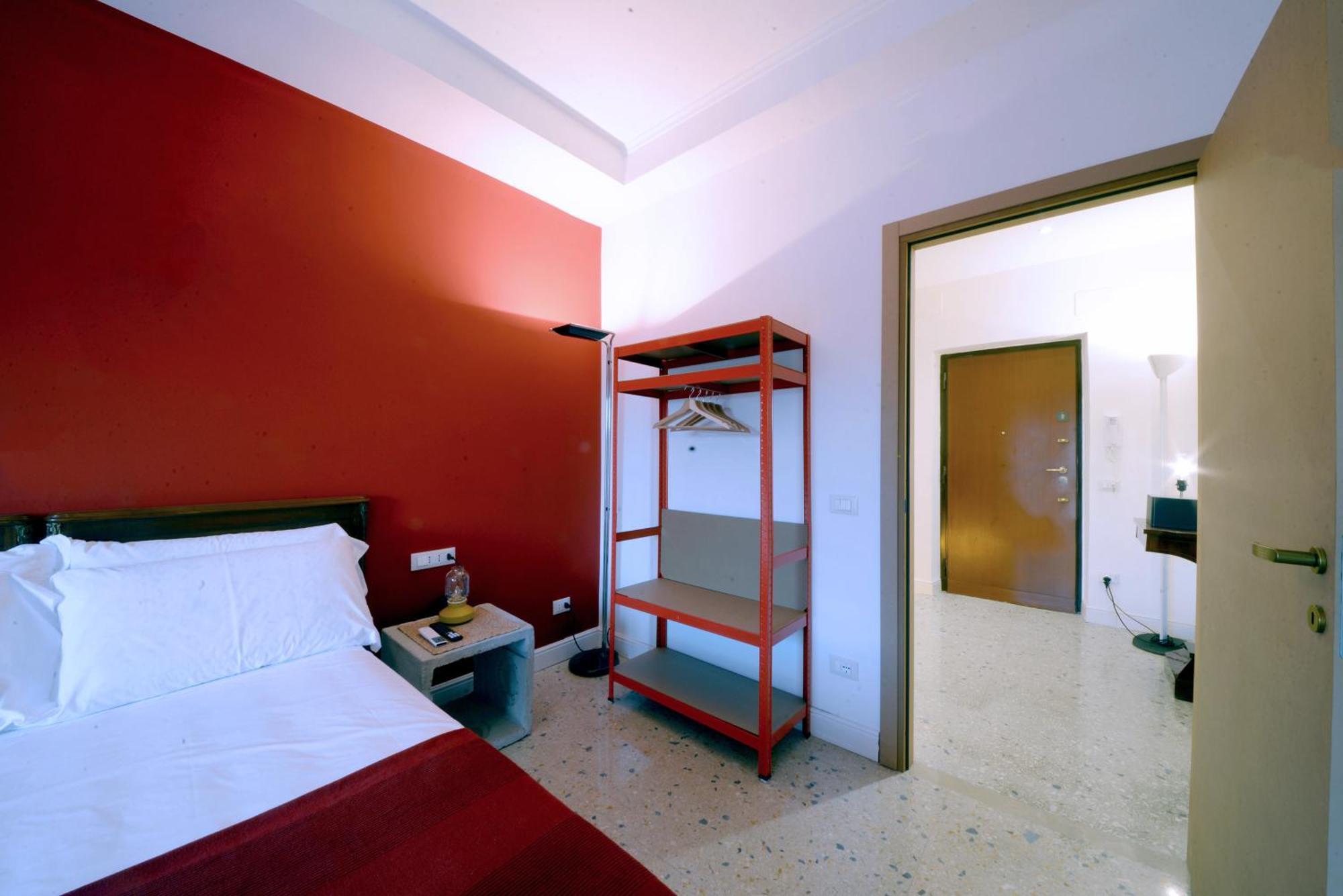 Led House Apartment Rom