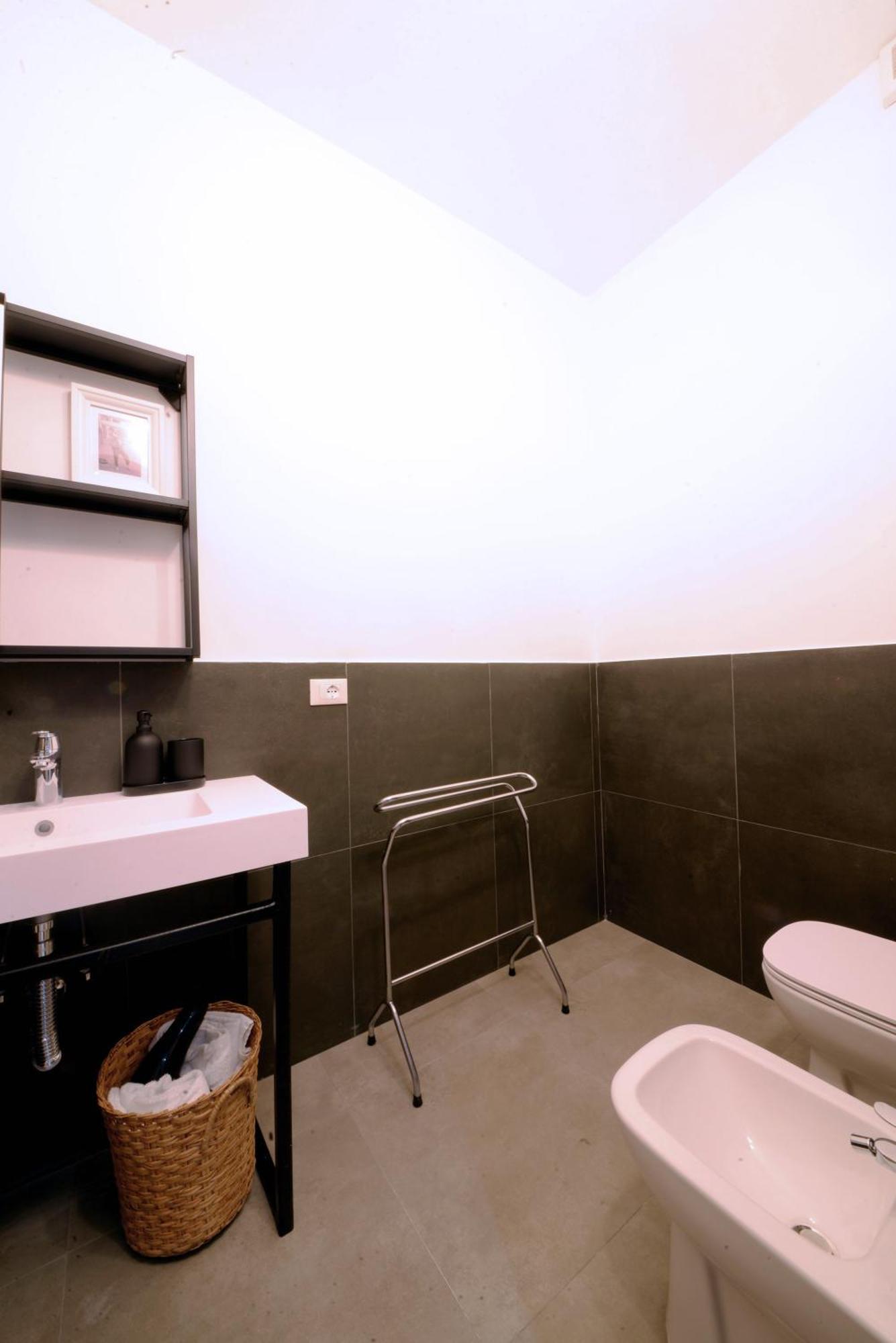 Led House Apartment Rom