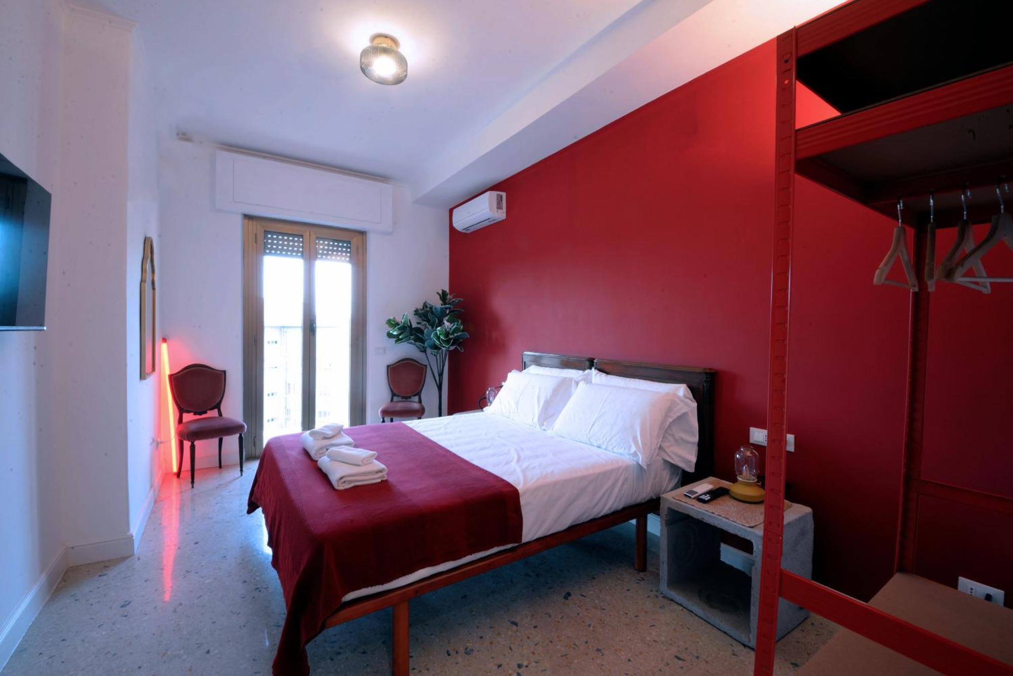 Apartment Led House Rom